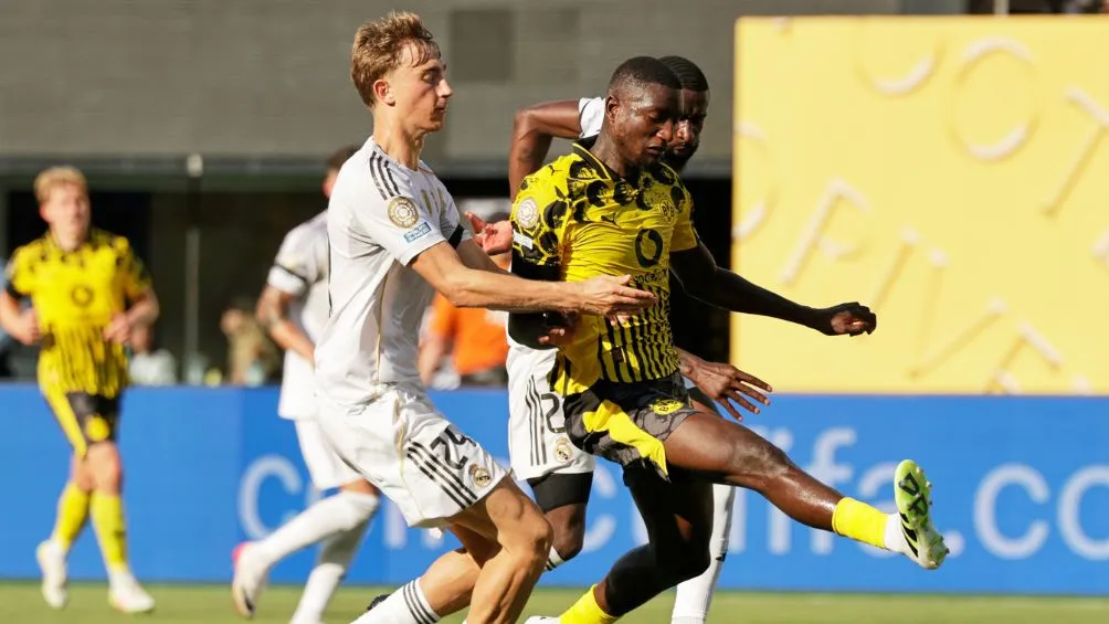 La acción por la que echaron a Huijsen | AP