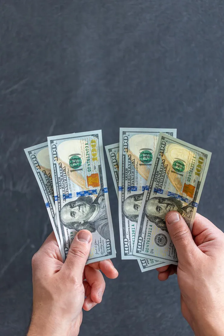 Revisa día a día el tipo de cambio de las divisas / FREEPIK