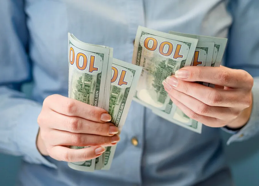 Revisa día a día el tipo de cambio de las divisas / FREEPIK