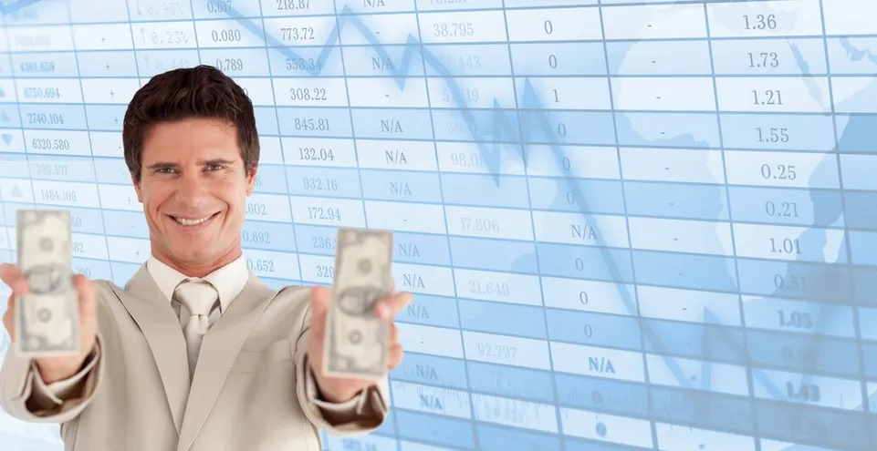 Revisa día a día el tipo de cambio de las divisas / FREEPIK|