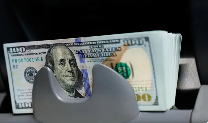 Revisa día a día el tipo de cambio de las divisas / FREEPIK