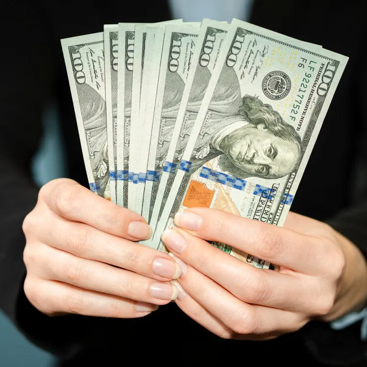 El peso se mantiene estable ya que no hay grandes cambios en el mercado bursatil / FREEPIK