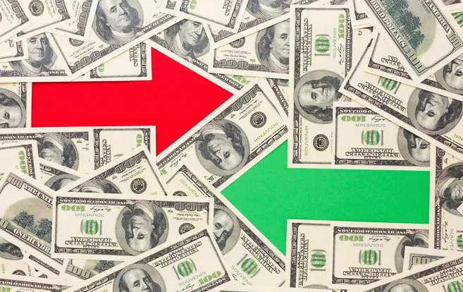 El peso se mantiene estable ya que no hay grandes cambios en el mercado bursatil / FREEPIK