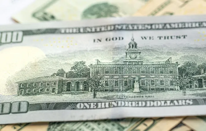 El peso se mantiene estable ya que no hay grandes cambios en el mercado bursatil / FREEPIK