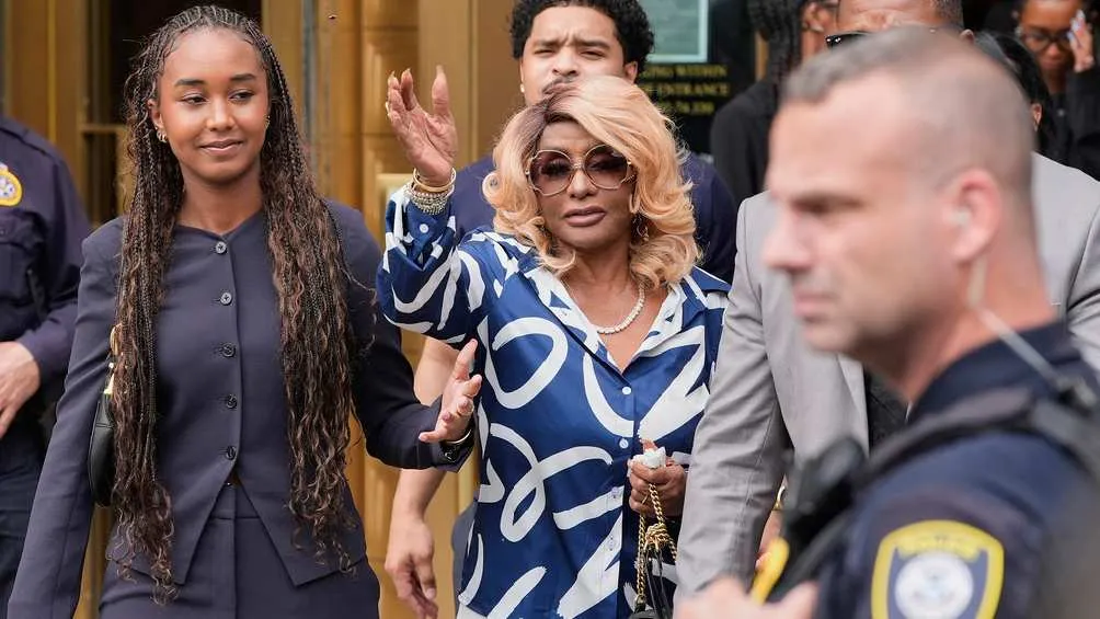 En el juicio estuvieron presentes la madre e hijos del artista/AP