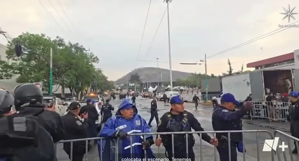 La zona fue acordonada para que entraran los cuerpos de emergencia más rápido / Redes Sociales
