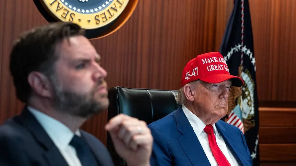 El presidente Trump estuvo atento al ataque de las fuerzas militares estadounidenses/X