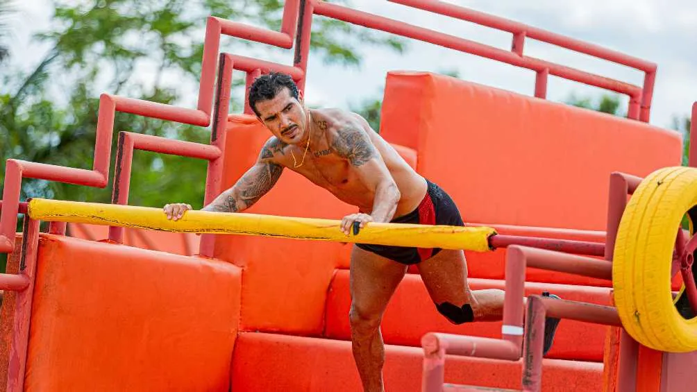 El exfutbolista Mario 'Mono' Osuna ganó en la rama varonil/Exatlón México