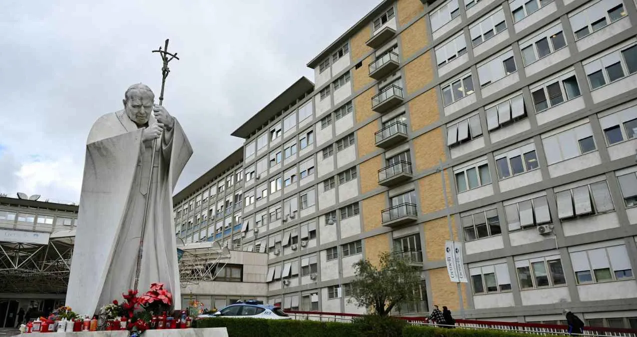 El Papa Francisco continúa mejorándose / Vox Populi