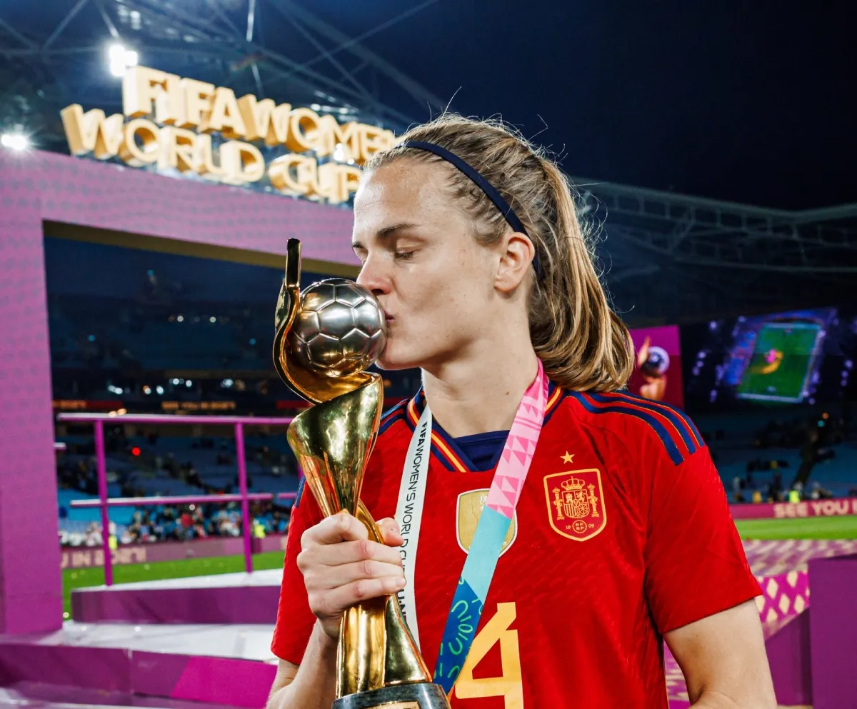 Irene Paredes | @Irene_Paredes4