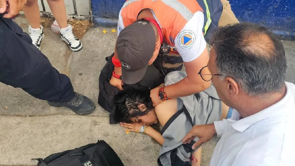 Una fiesta clandestina con alrededor de 800 menores de edad fue clausurada este viernes por autoridades de la alcaldía Cuauhtémoc/Redes Sociales