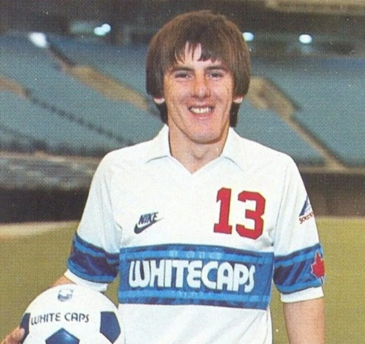 Peter Beardsley, de las primeras leyendas del club | @footballmemorys