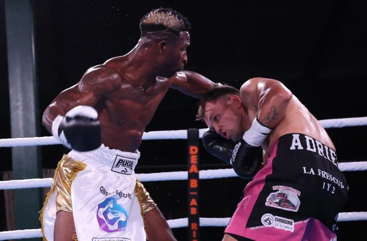 William Scull | @William05035599