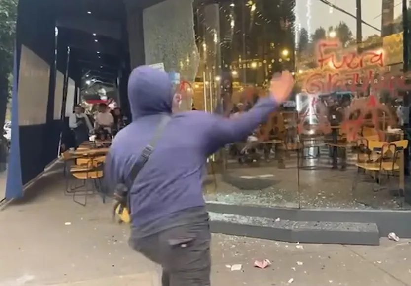 Durante la marcha se manifestó un mensaje de odio contra los extranjeros / Redes Sociales