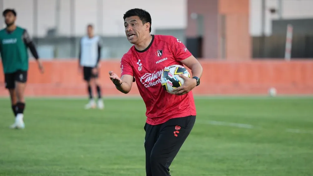 Pineda durante un entrenamiento | TWITTER: @AtlasFC