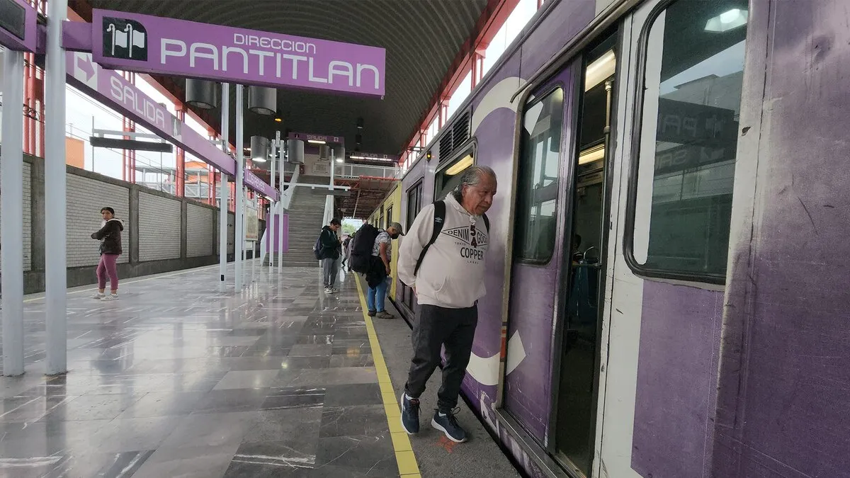 Metro &quot;Línea morada&quot; de la CDMX / Infobae