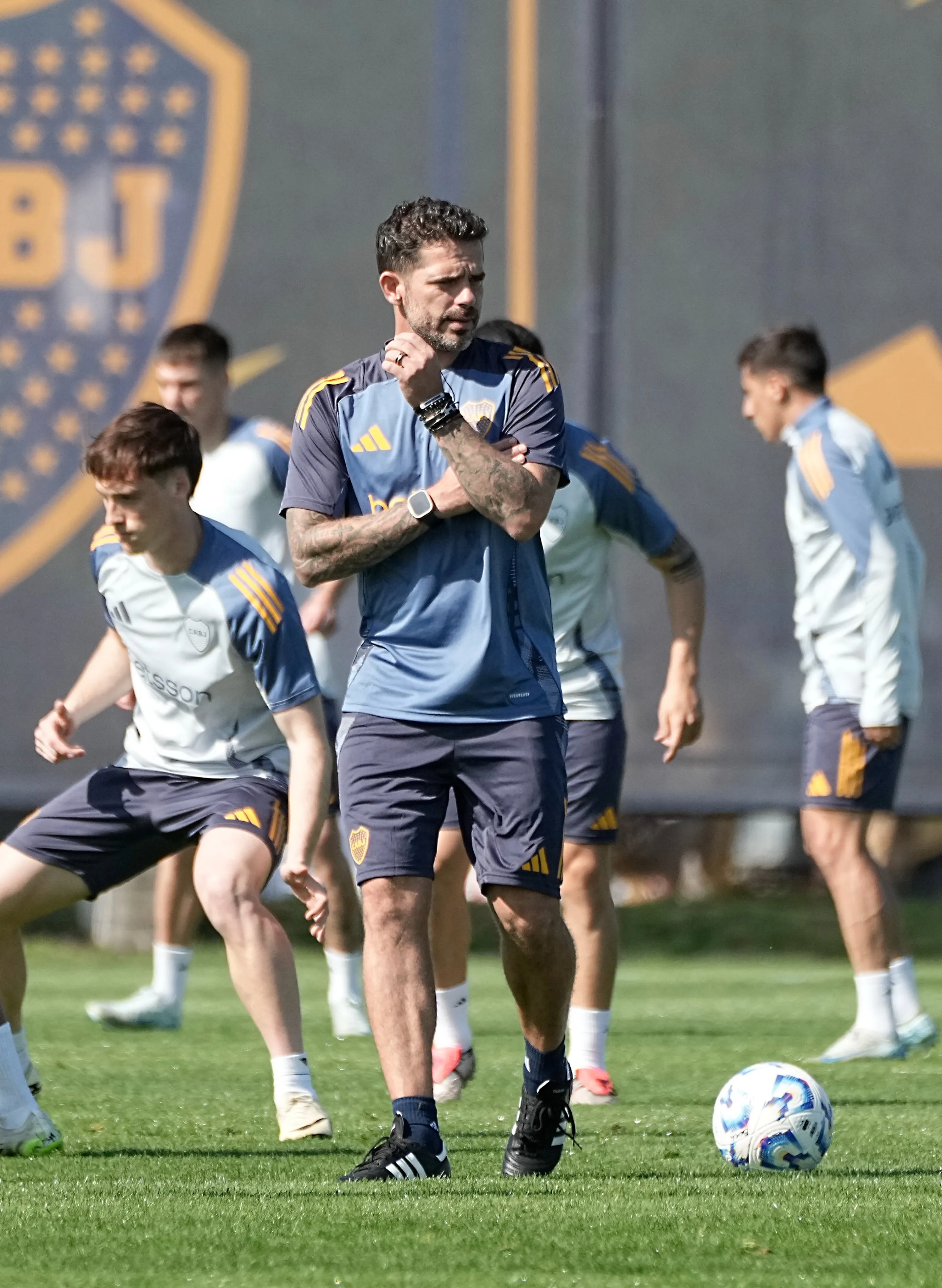 Gago llega a Necaxa tras quedarse sin club por su salida de Boca Juniors