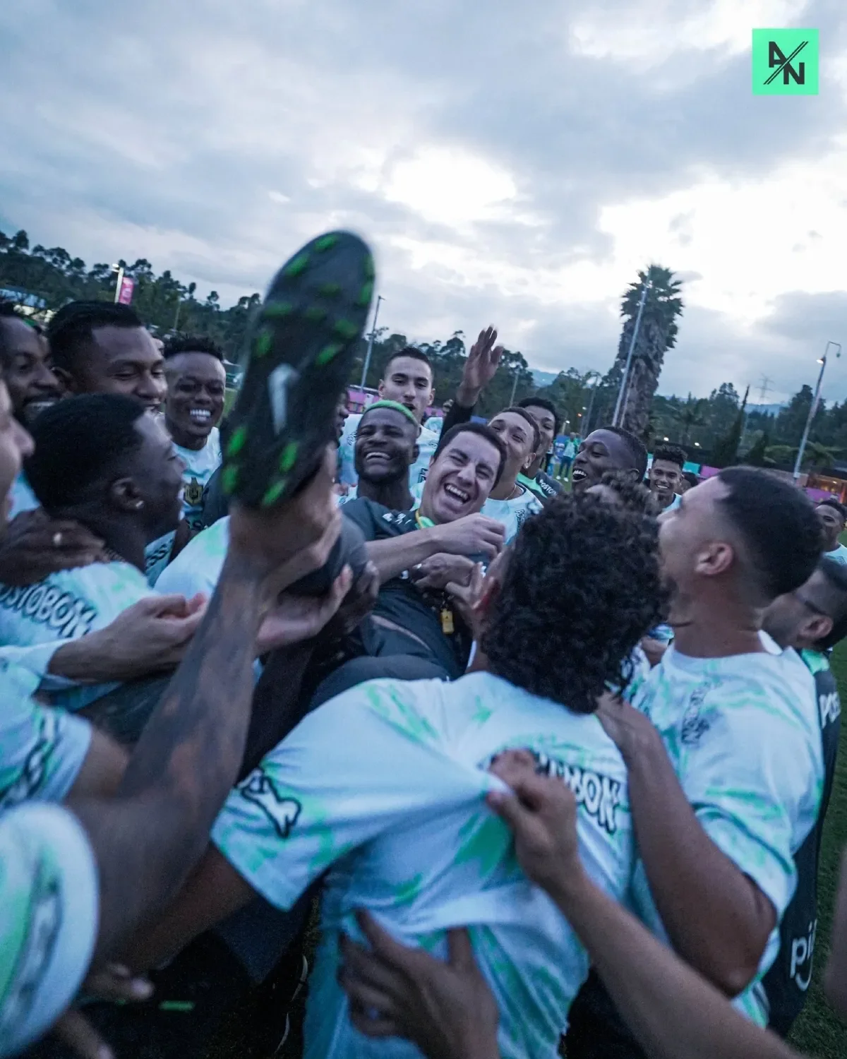 Festejo previo a la final | X @nacionaoficial