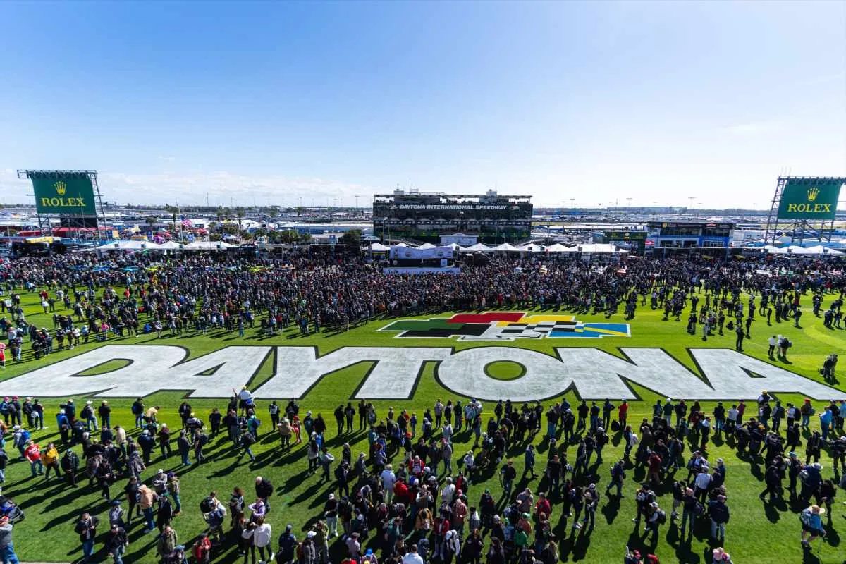 La temporada de la NASCAR comienza en Daytona
