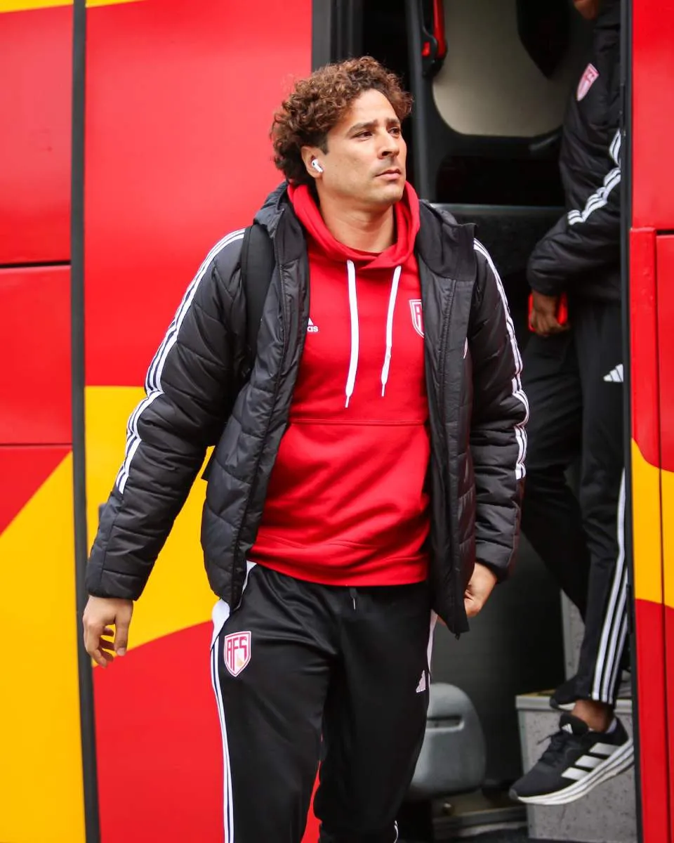 Ochoa nuevamente tendrá un nuevo equipo