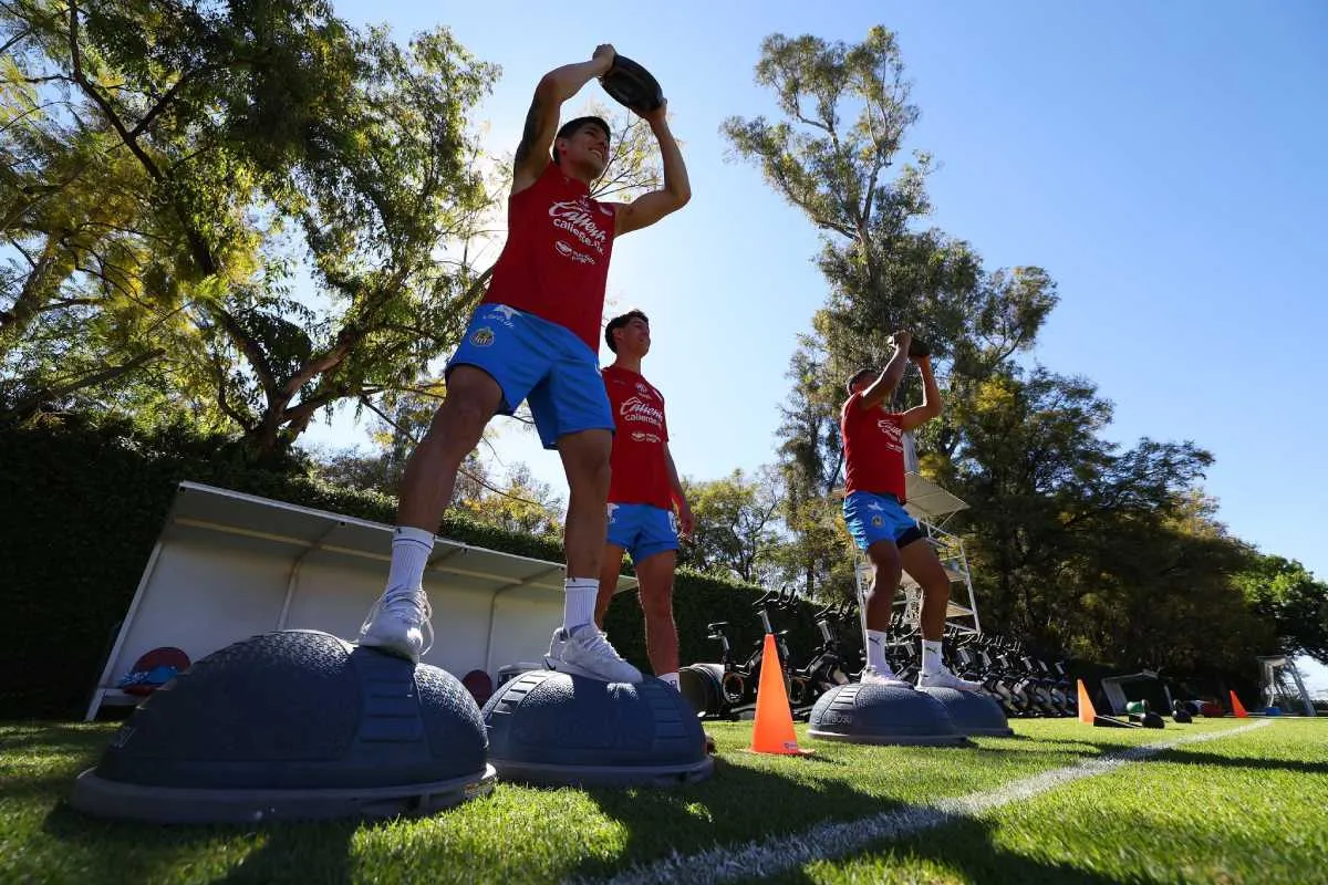 Chivas abrió el entrenamiento a su público