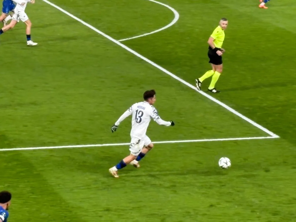 Rodrigo Huescas | @ArnoldcommaJon