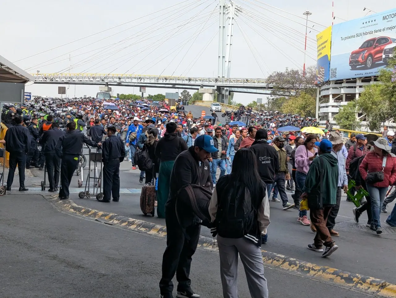 AICM bloqueado el día de hoy por manifestaciones de CNTE / Redes Sociales
