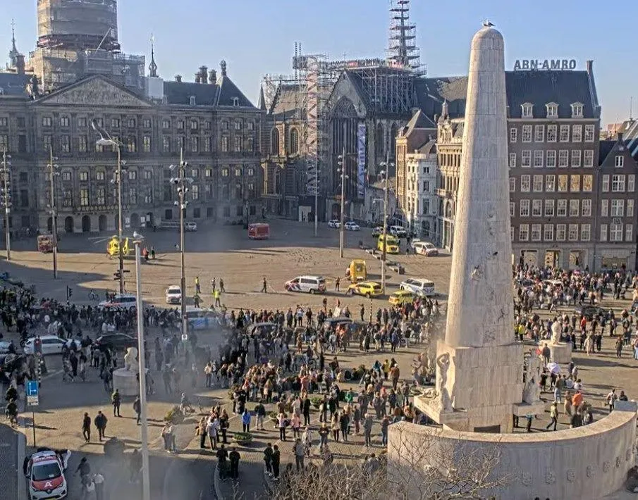 Plaza en la que sucedió el apuñalamiento masivo / Redes Sociales