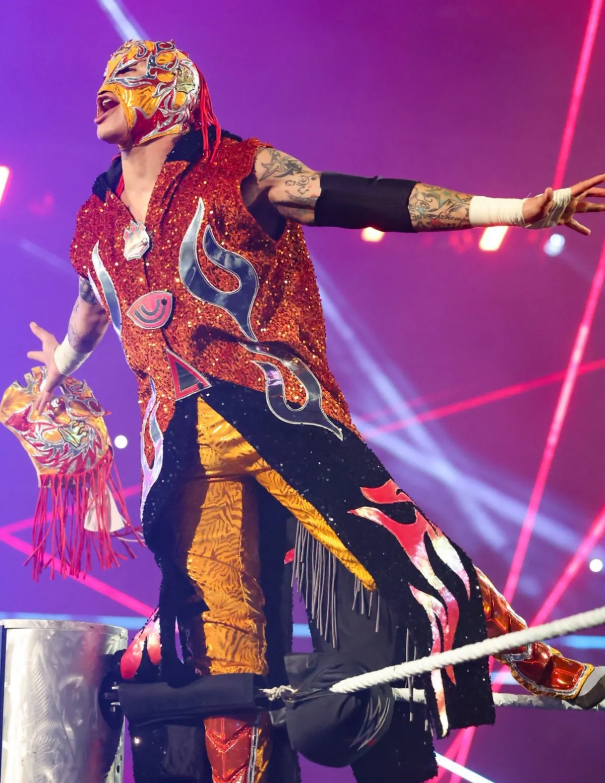 Rey Fénix | @WrestlingWCC