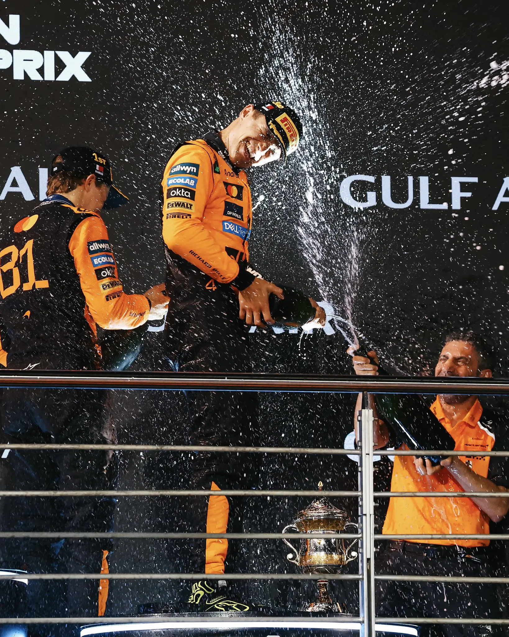 McLaren tiene dos pilotos que compiten por ser campeones