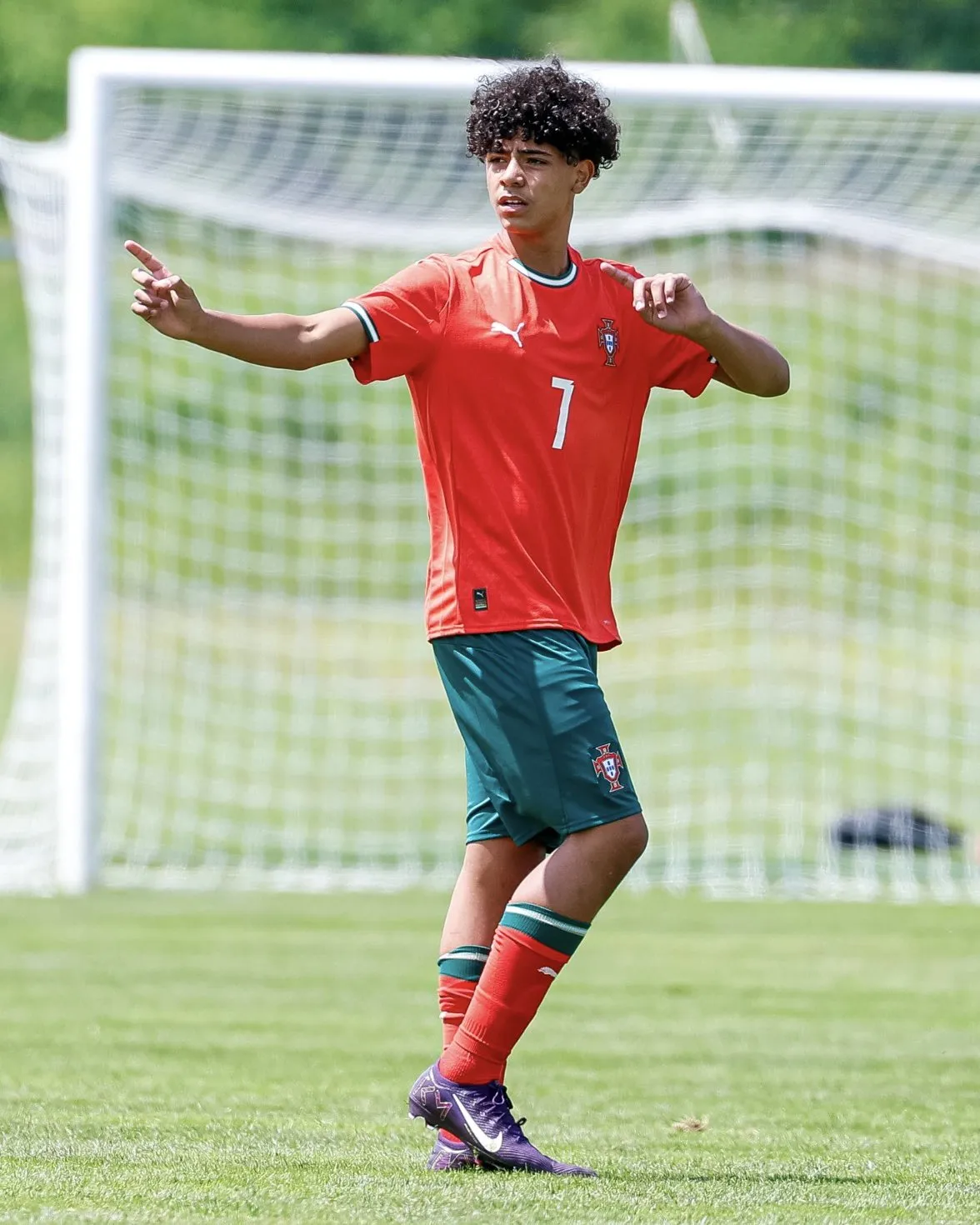 Cristiano Ronaldo Jr ingresó de cambio