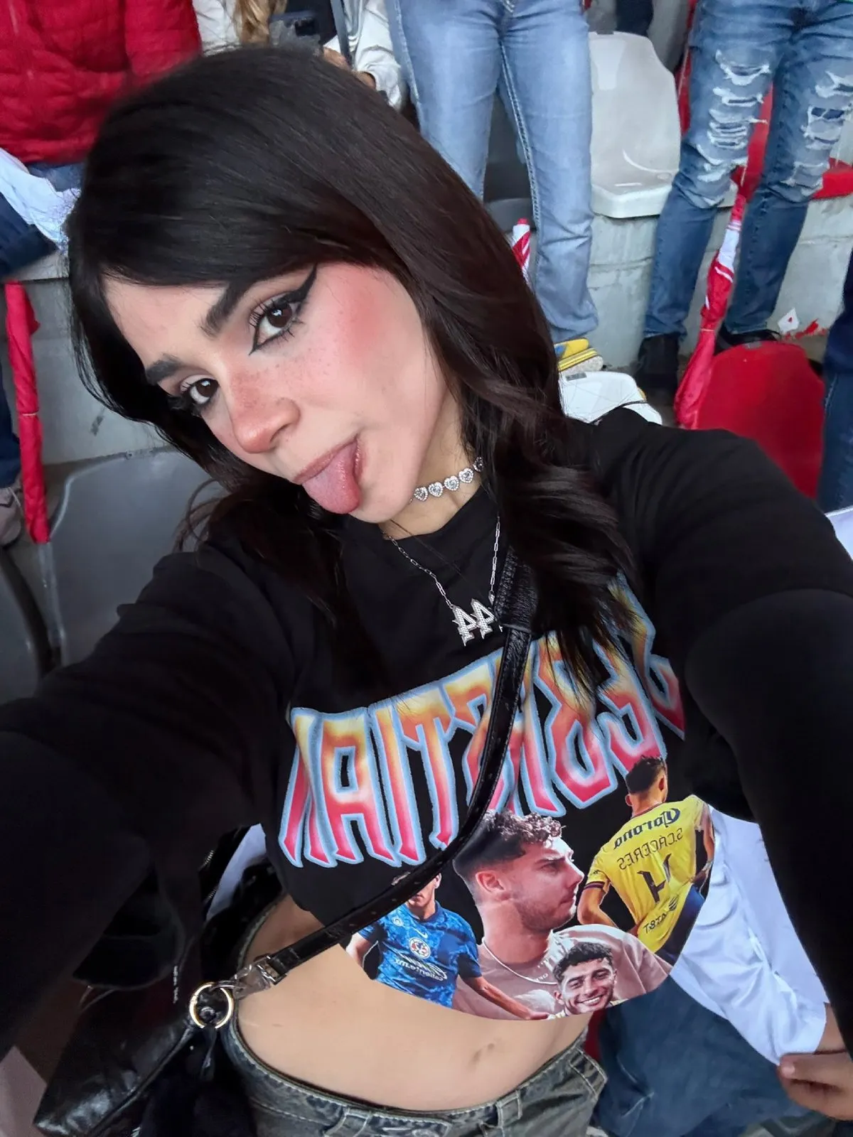 Alana Flores | @alanafloresf