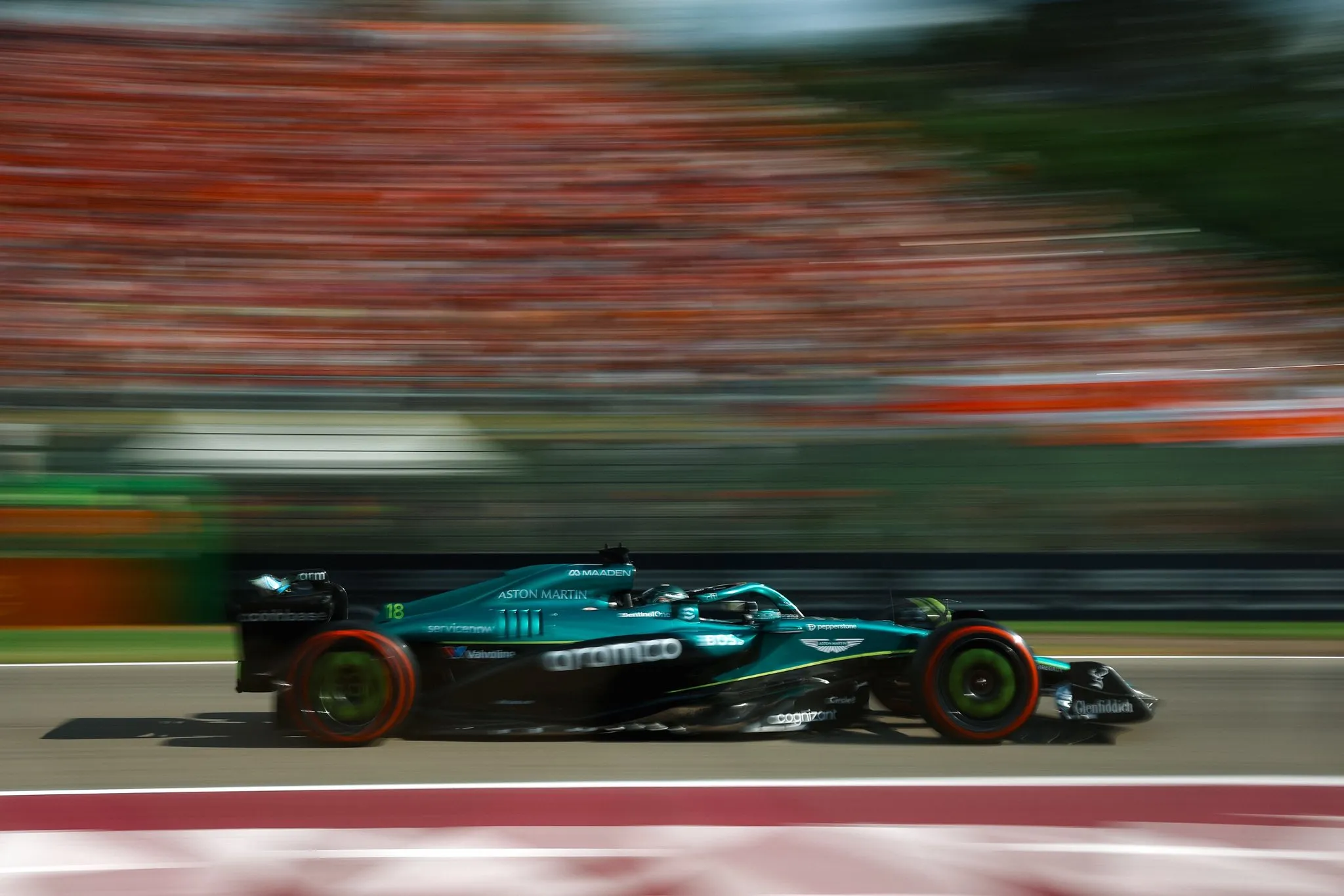 Los rumores apuntan a que Stroll se molestó en el garage