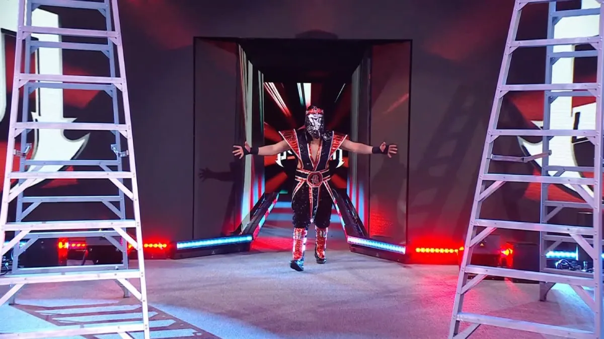 Su debut en MIB | @carloslgtzdev