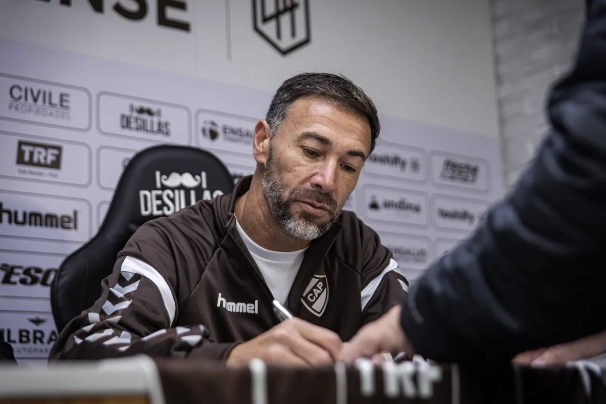 El nuevo DT | @caplatense