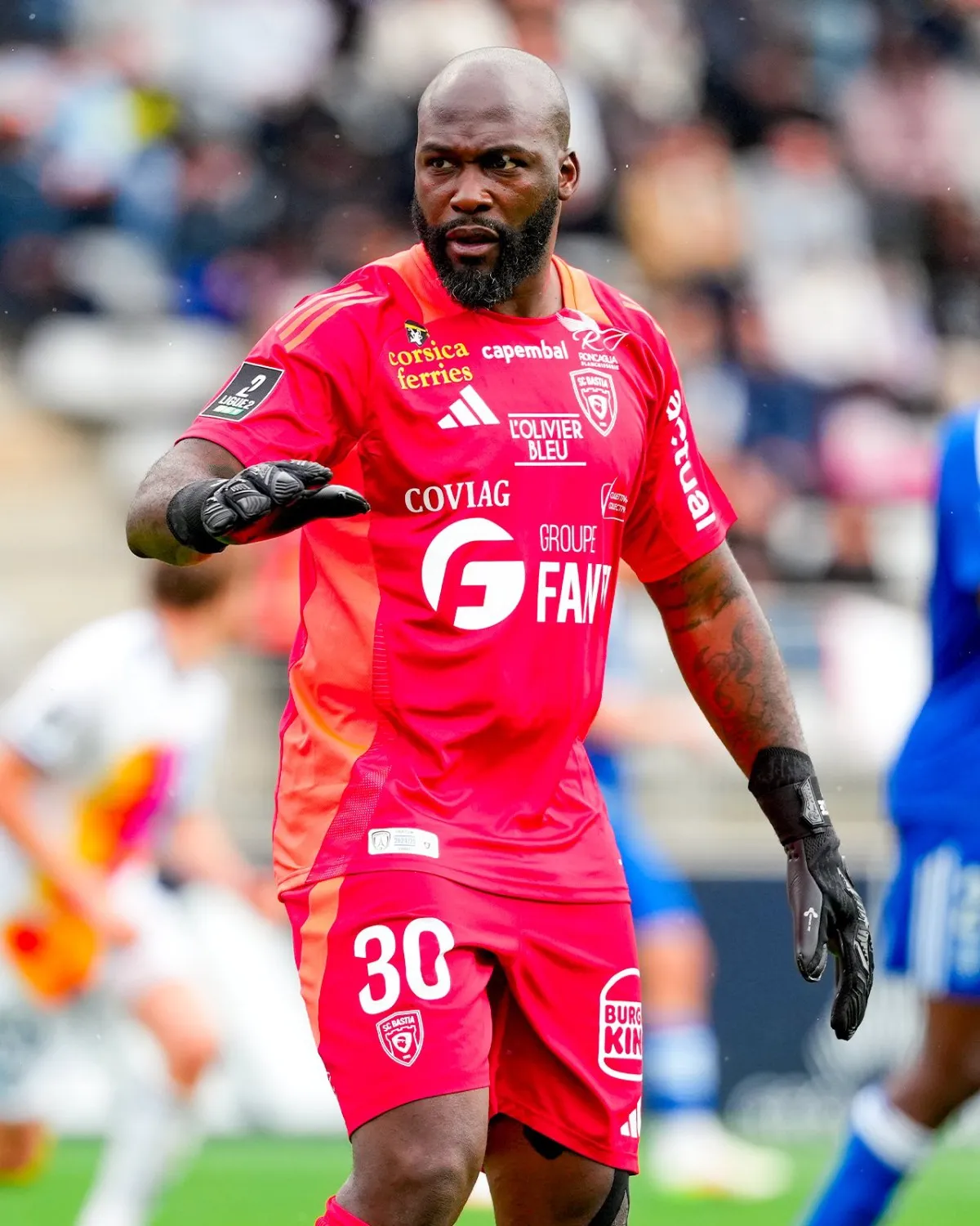 Placide con su club | @Ligue2BKT