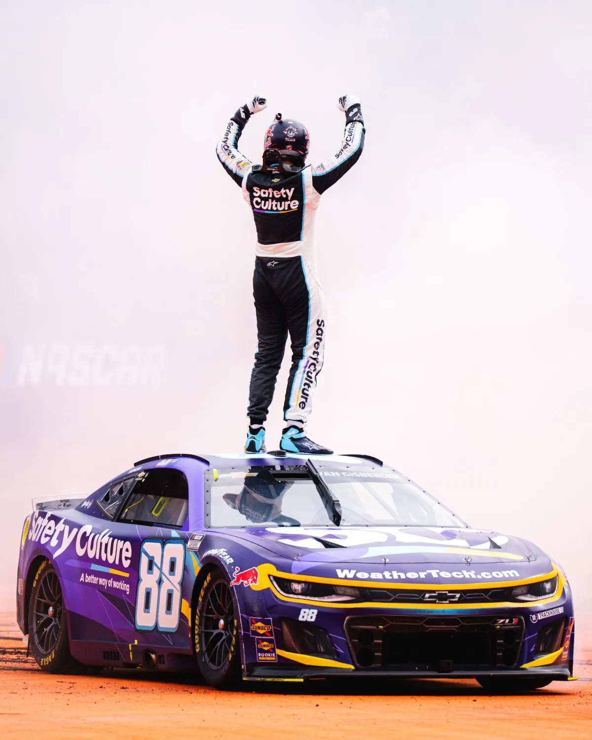 El ganador | @NASCAR