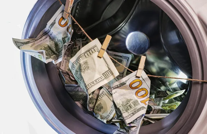 El crimen organizado estará vigilado mediante sus acciones financieras / FREEPIK