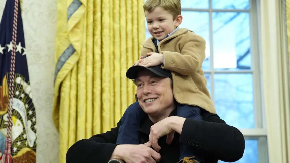 Elon Musk asistió a la Casa Blanca con su hijo X Æ A-Xii/AP