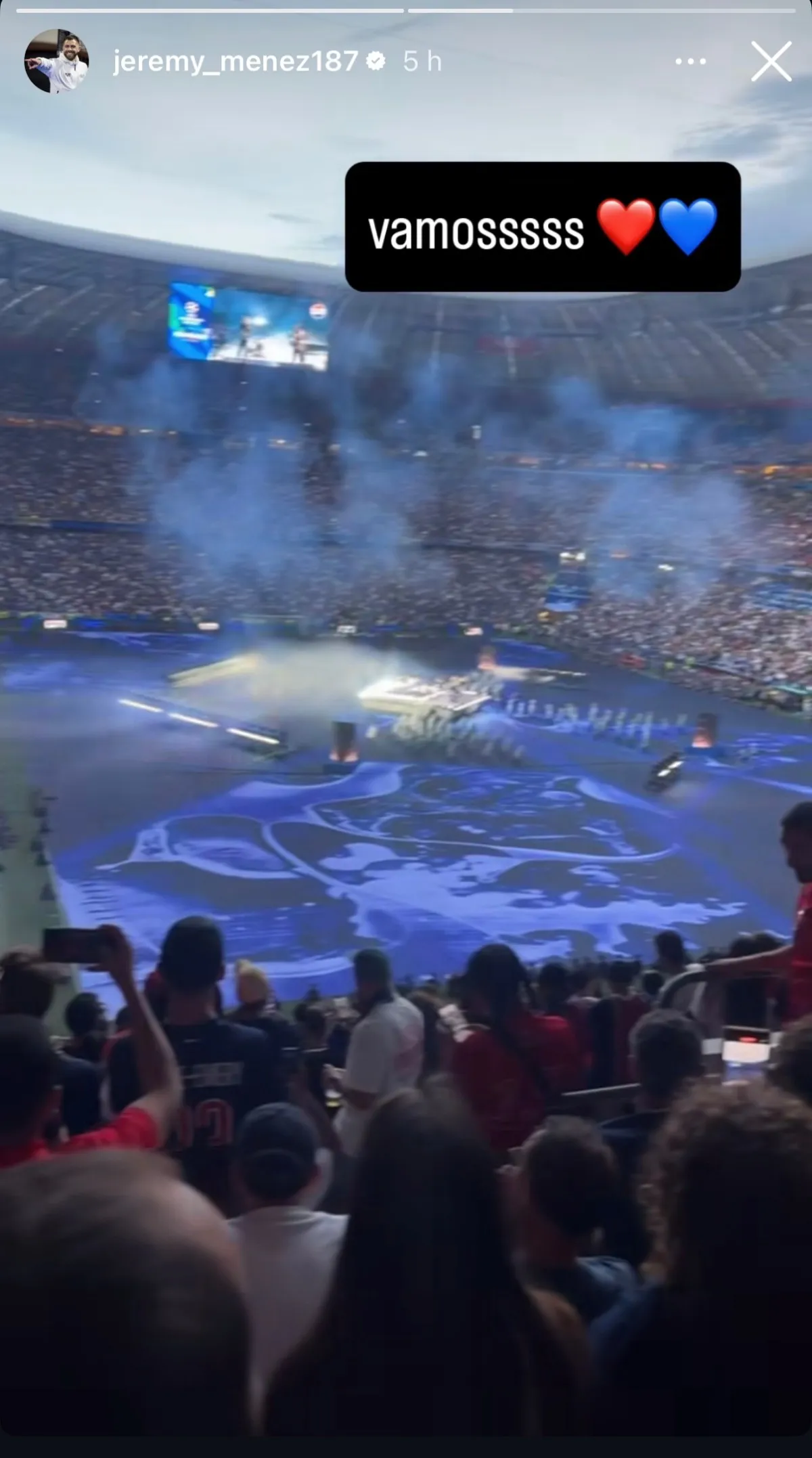 Jerémy Ménez apoyando | @jeremy_menez187