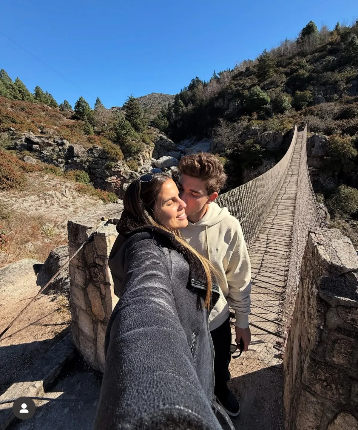 Julián y su novia | @juliaanalvarez