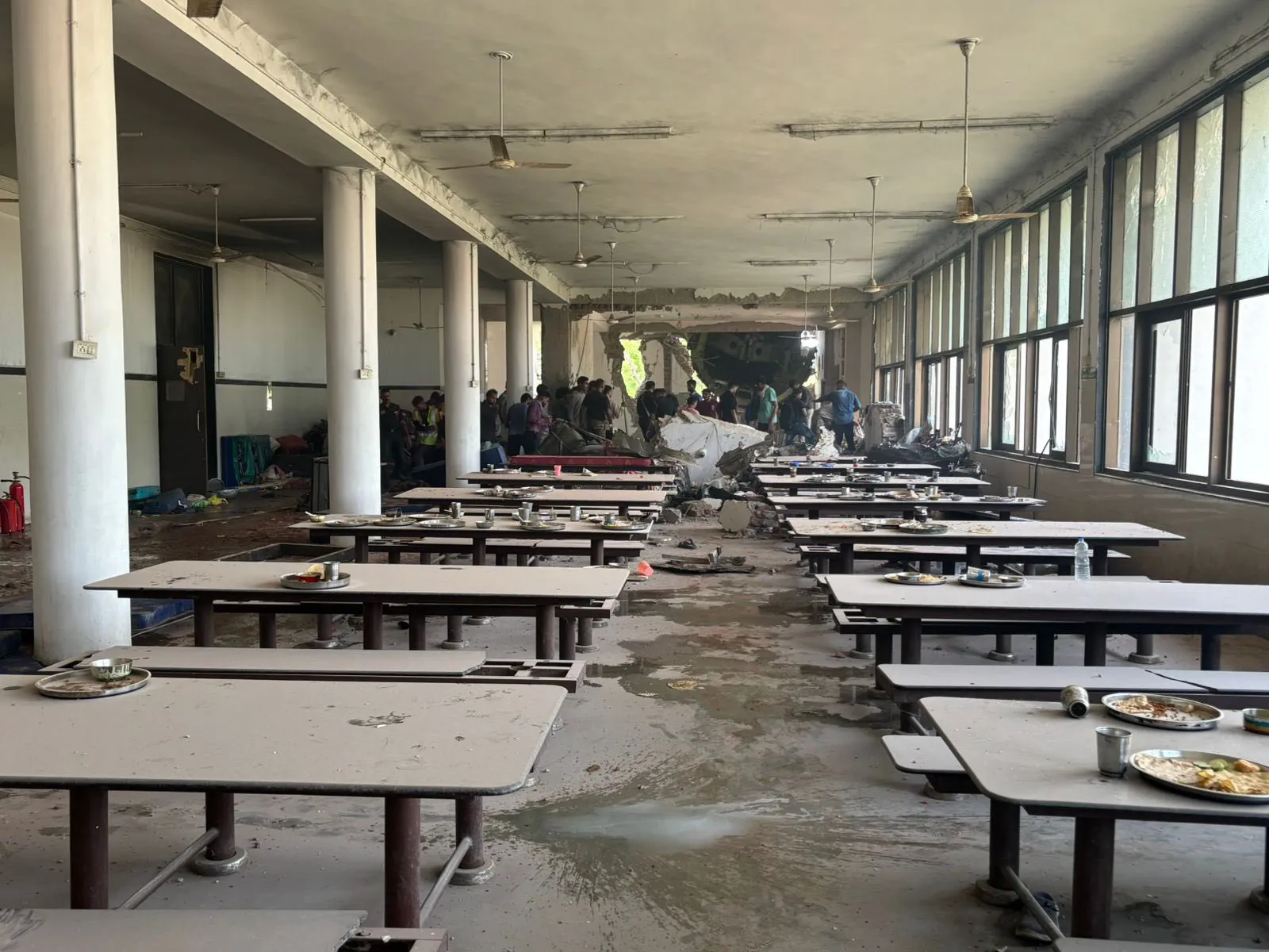 Las afectaciones también fueron ocasionadas en tierra / Redes Sociales