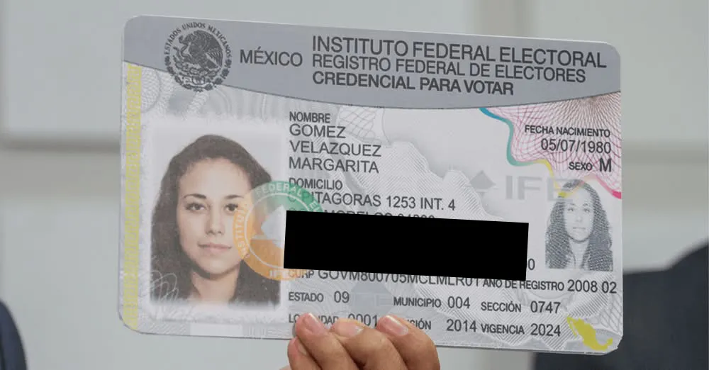 Si tu credencial del INE ya expiró, es momento de renovarla / Rede Sociales