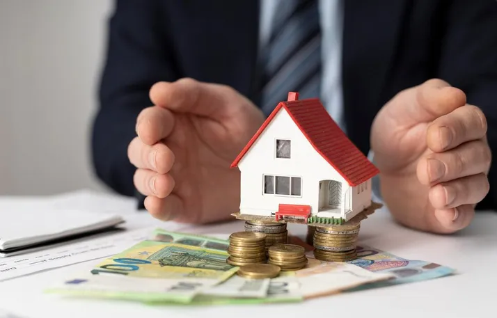 El Infonavit sí te puede regresar el dinero si no ocupas tu crédito / FREEPIK