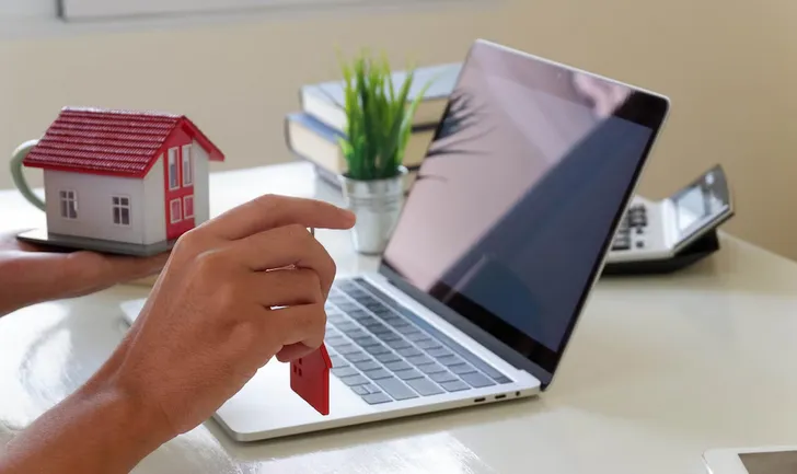 El Gobierno busca casas que se encuentren en situación irregular / FREEPIK