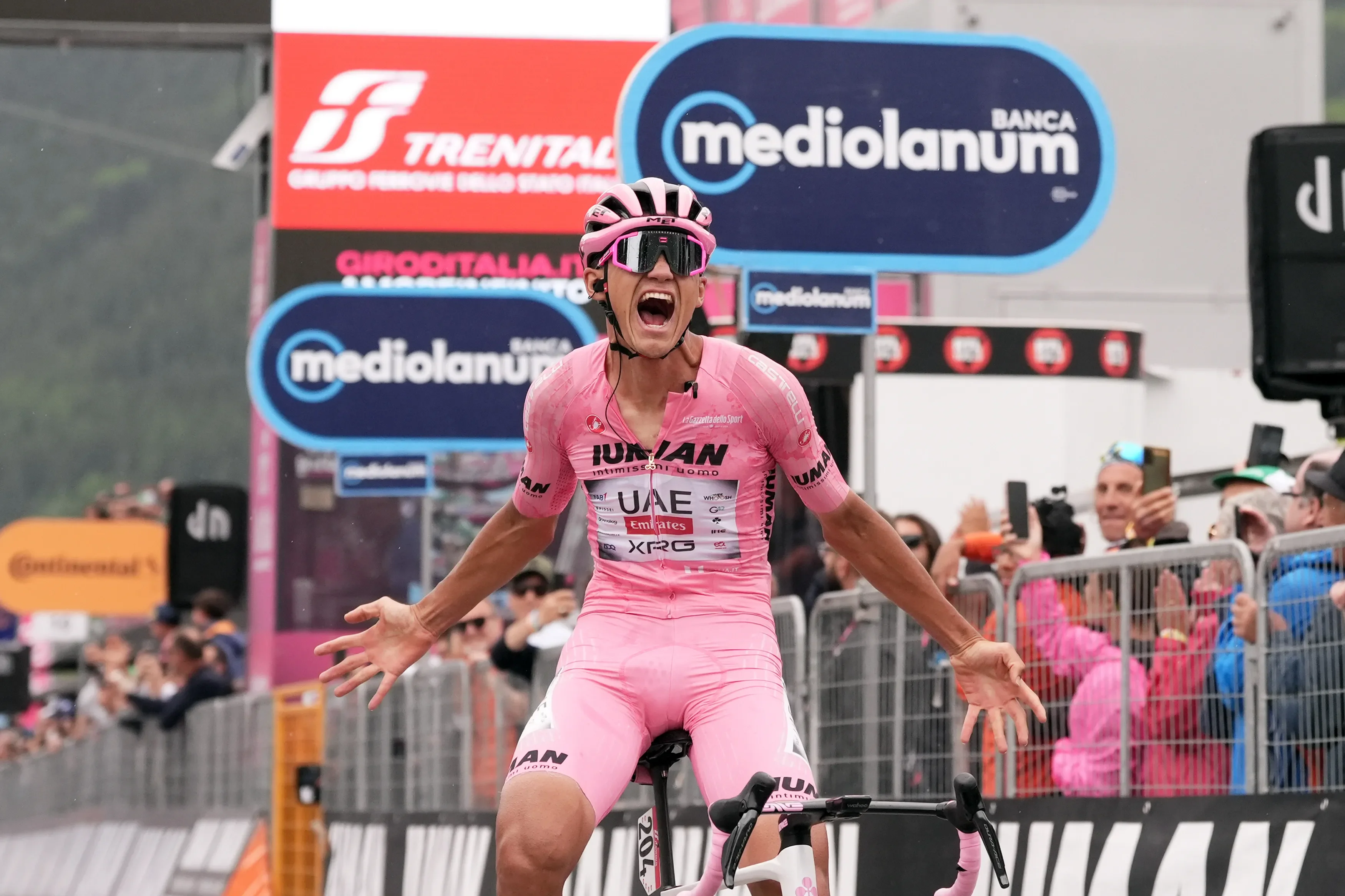 Isaac se convirtió en el segundo mexicano en ganar una etapa del Giro