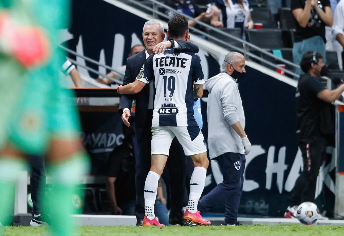 Miguel Layún y Javier Aguirre | IMAGO7