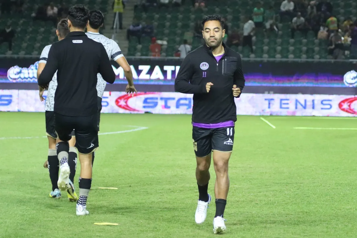 Marco Fabián | IMAGO7