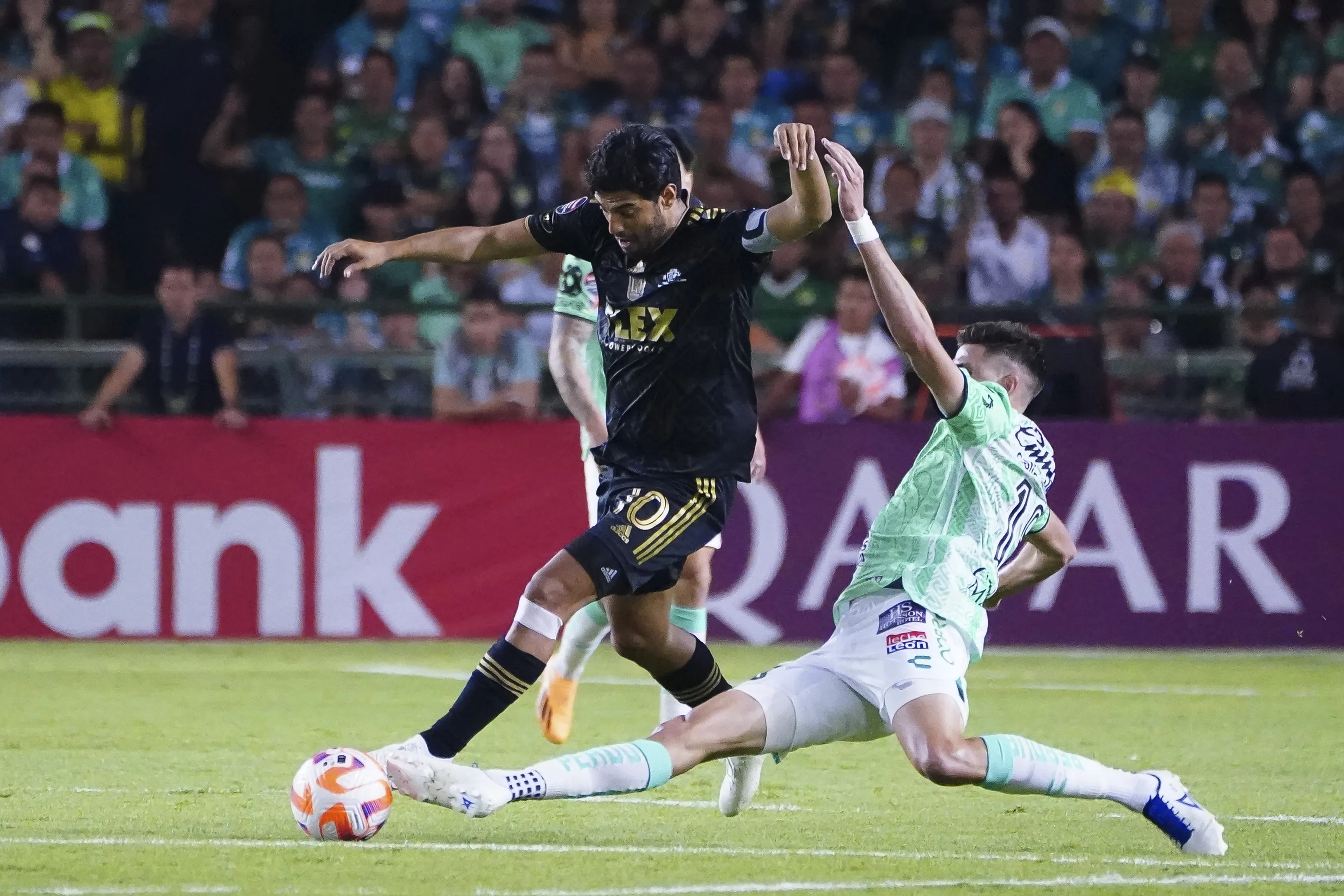 Carlos Vela estuvo con el LAFC que perdió la Final en 2023