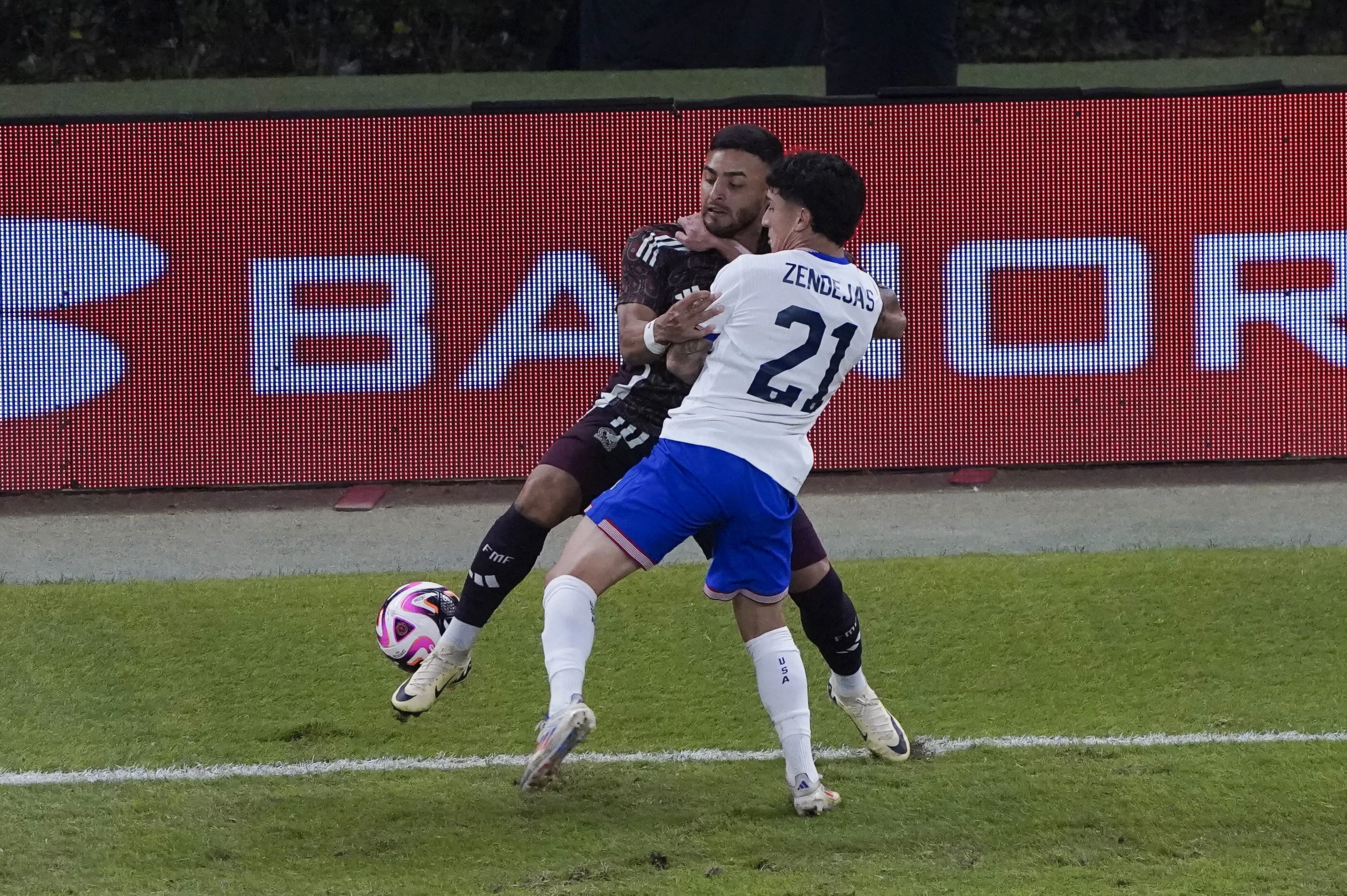 Zendejas está en la lista preliminar de Pochettino